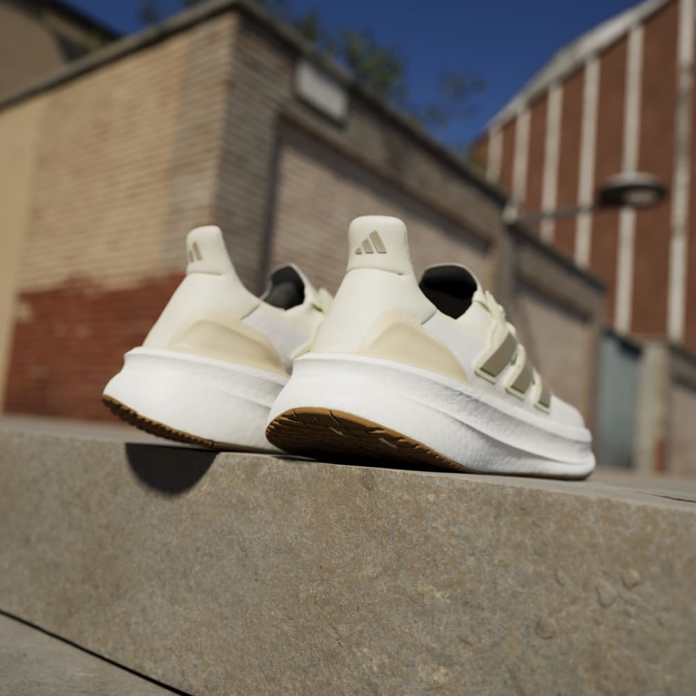 Adidas Tenis Ultraboost 5 verde de mujer para correr