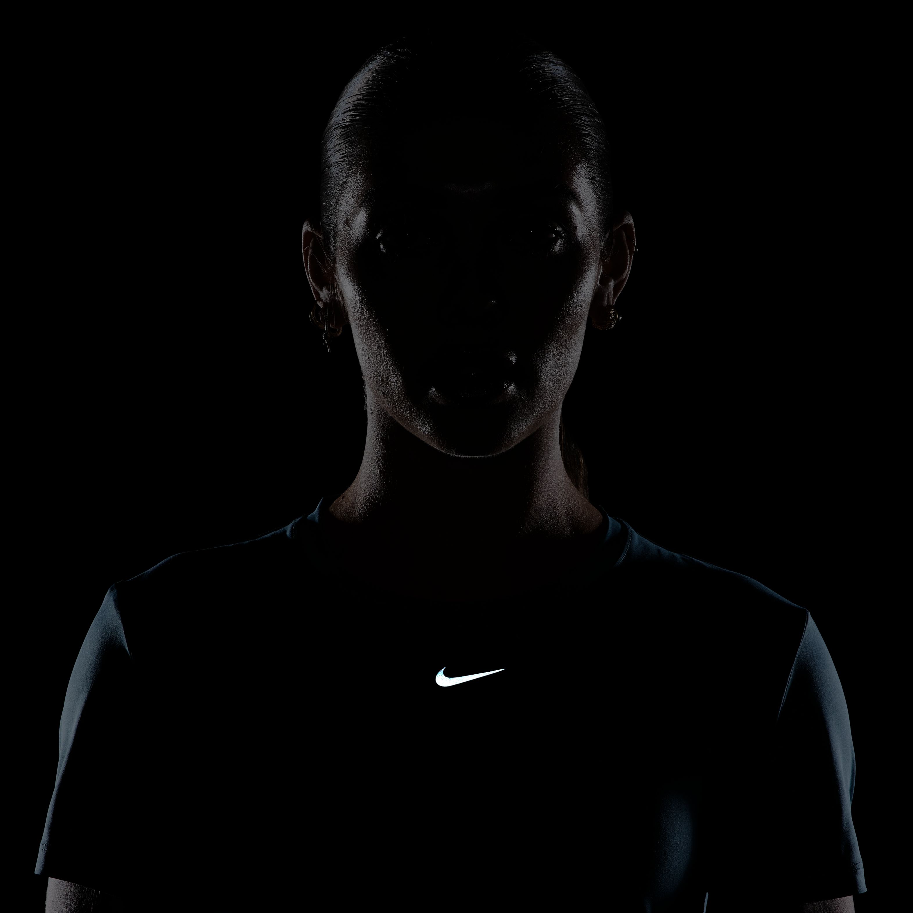 Nike W Nk One Classic Df Ss Top Camiseta Manga Corta azul de mujer para entrenamiento