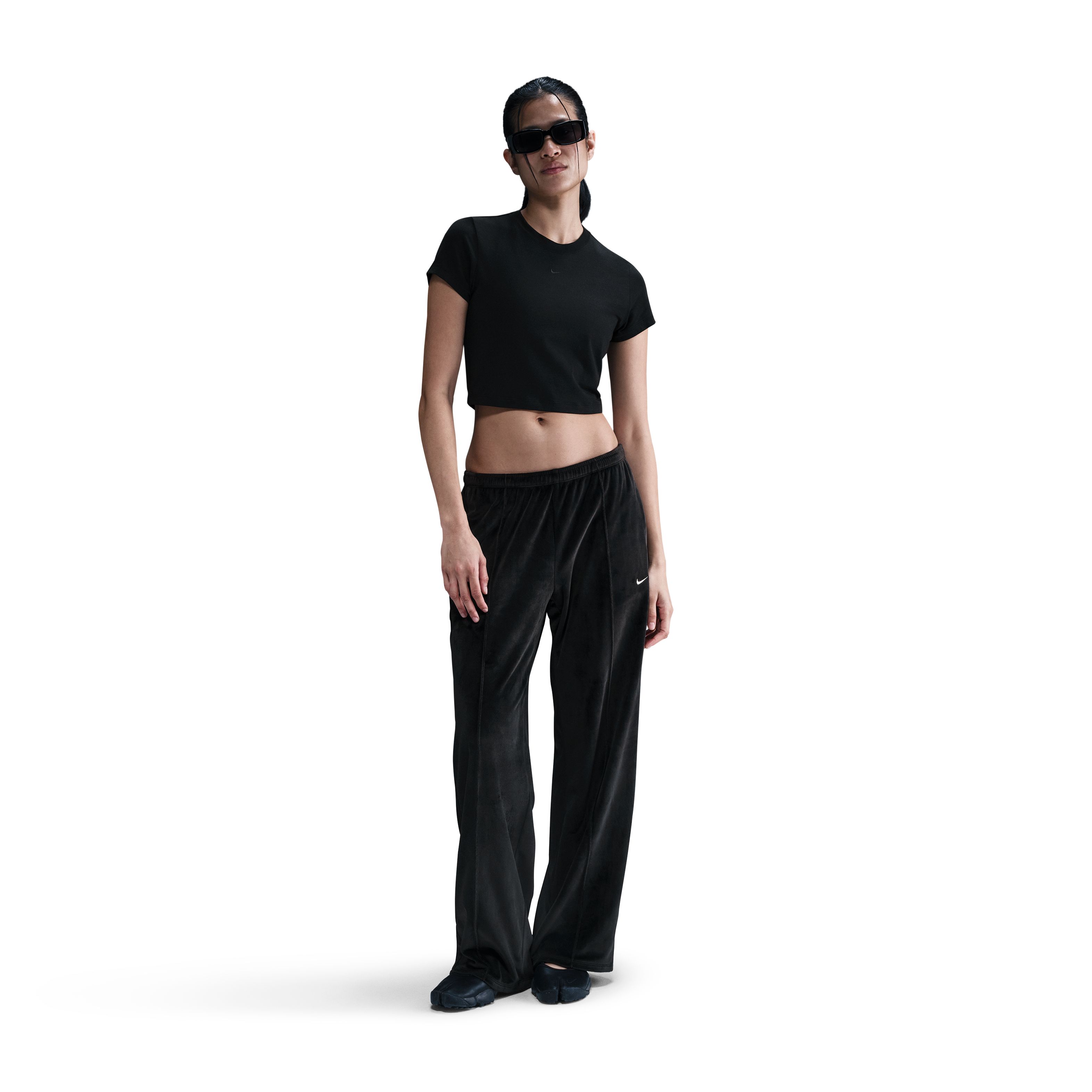 Nike W Nsw Nk Chll Knt Crp Camiseta Manga Corta negro de mujer lifestyle