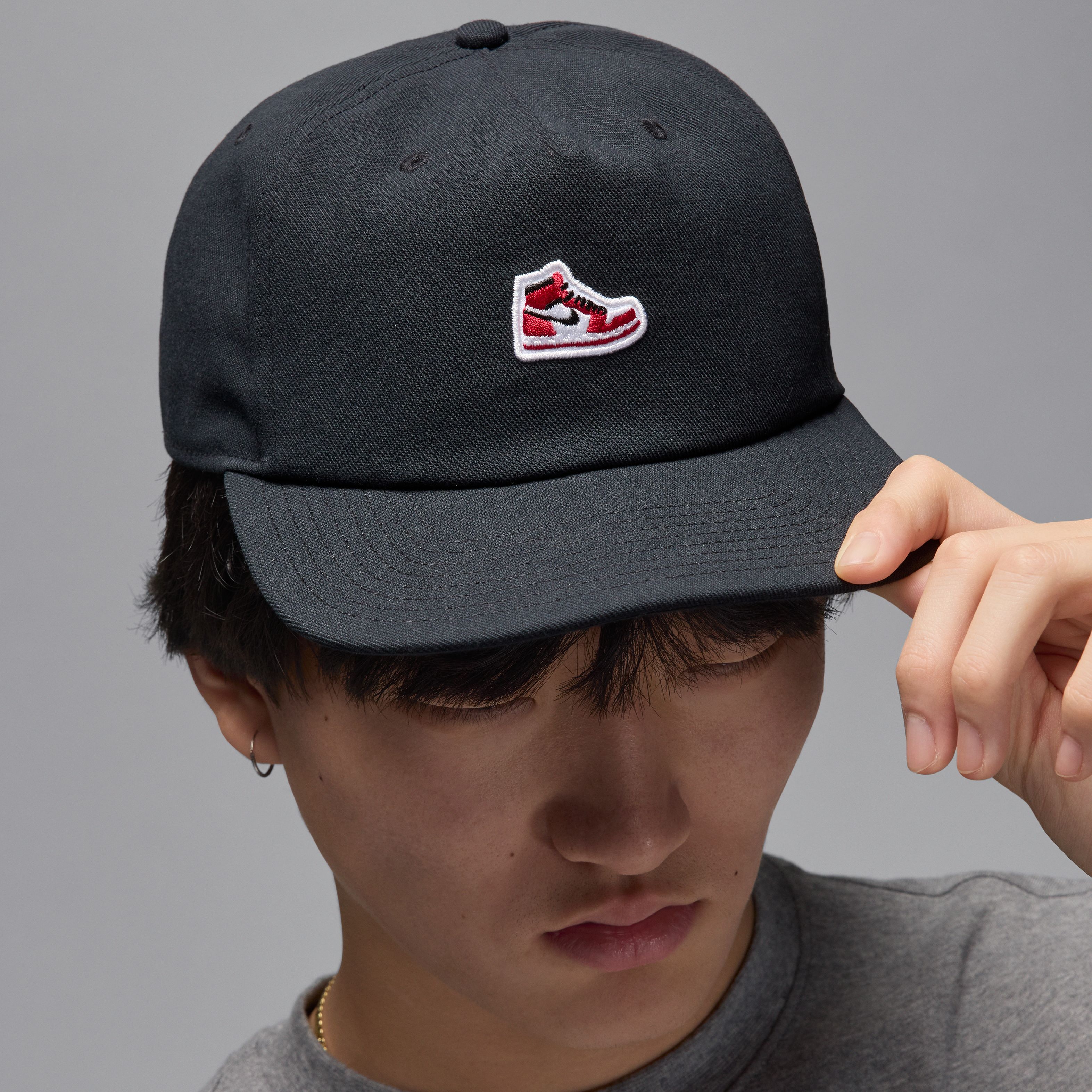 Nike U J Pro Cap S Fb Br Snkr Ptch Gorro negro de hombre lifestyle