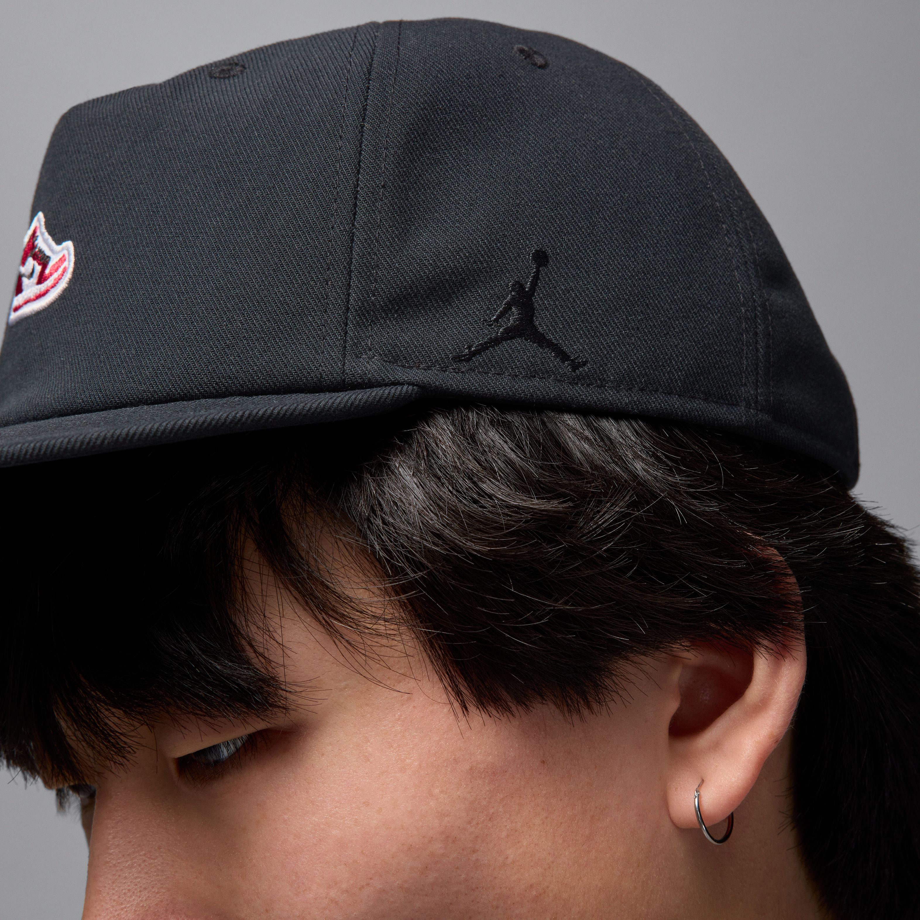 Nike U J Pro Cap S Fb Br Snkr Ptch Gorro negro de hombre lifestyle
