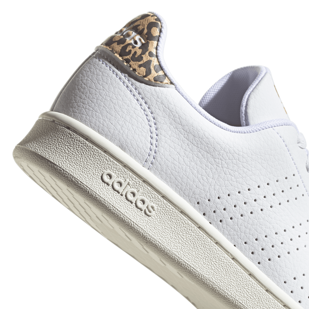 Adidas Tenis Advantage blanco de mujer lifestyle
