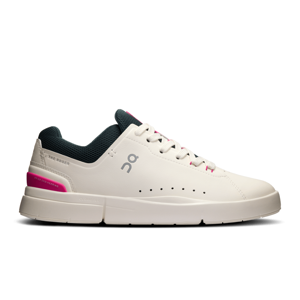 On The Roger Advantage Tenis blanco de mujer lifestyle