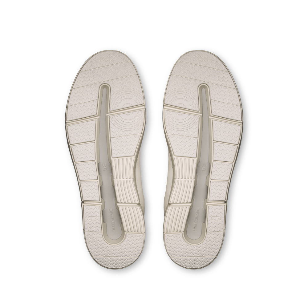 On The Roger Advantage Tenis blanco de mujer lifestyle