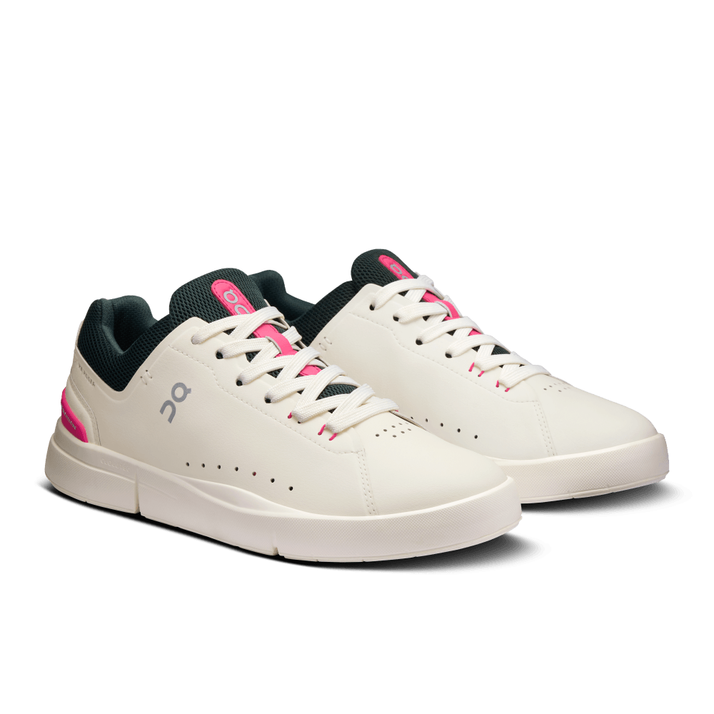 On The Roger Advantage Tenis blanco de mujer lifestyle
