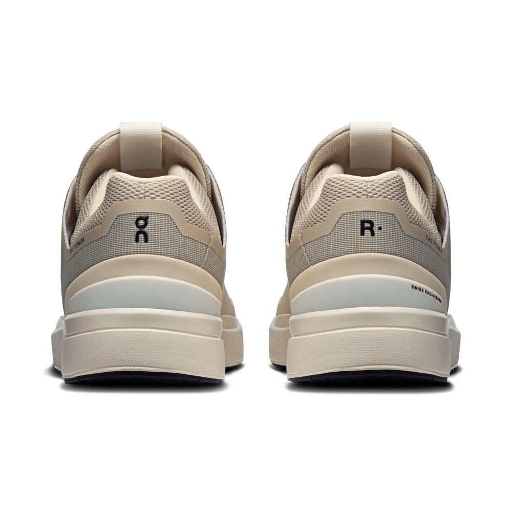 On The Roger Spin Tenis blanco de mujer lifestyle
