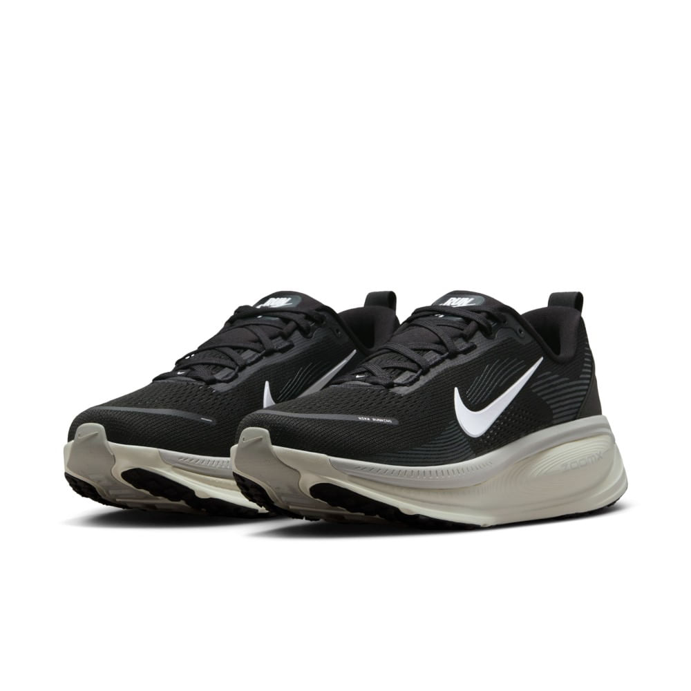 Nike Vomero 18 Tenis negro de hombre para correr