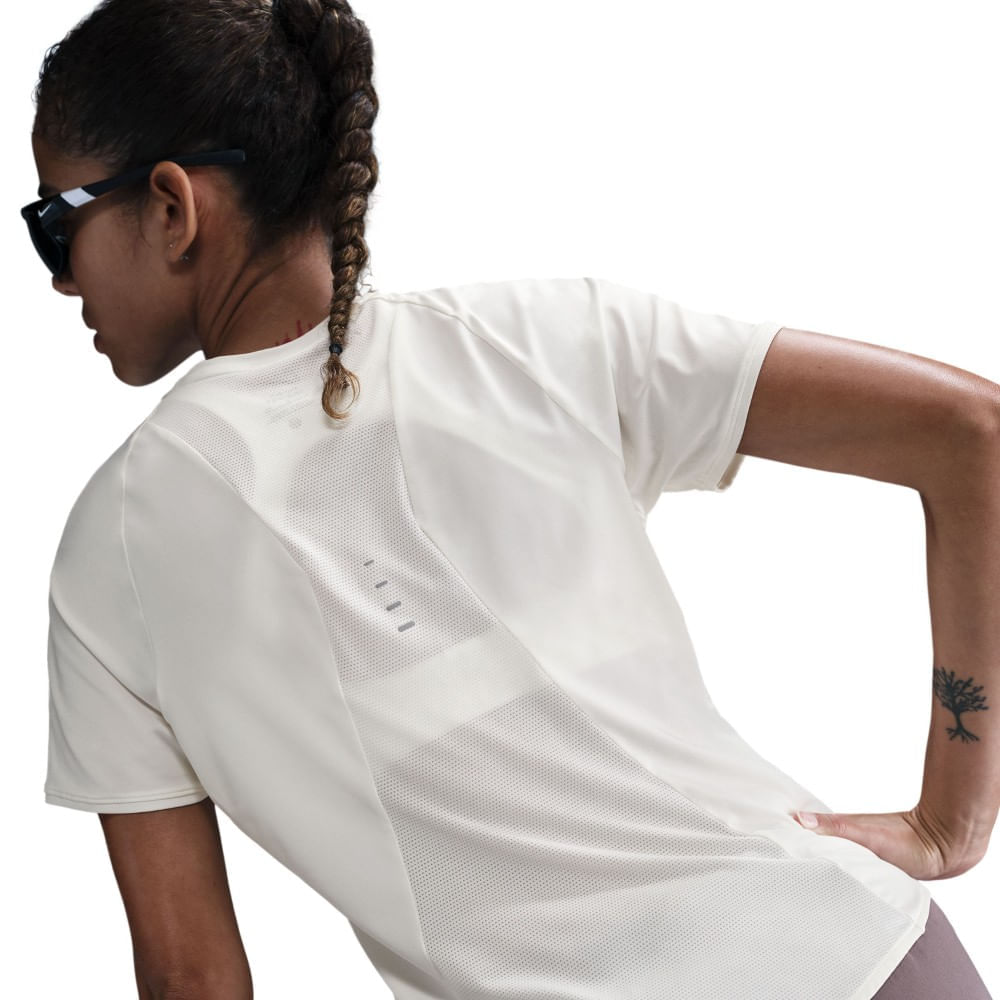 Nike W Nk Swift Df Ss Top Camiseta Manga Corta gris de mujer para correr