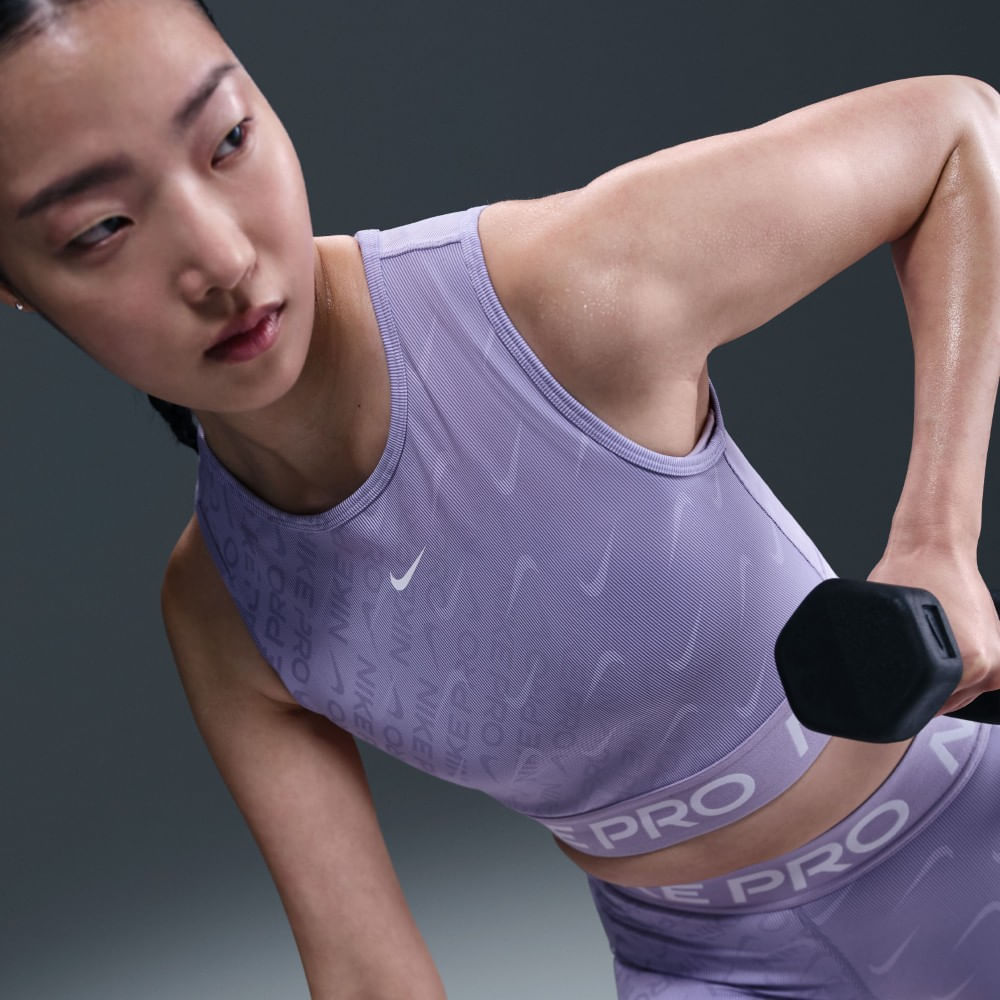 Nike W Np Df Crop Tank Aop Camiseta Manga Sisa morado de mujer para entrenamiento