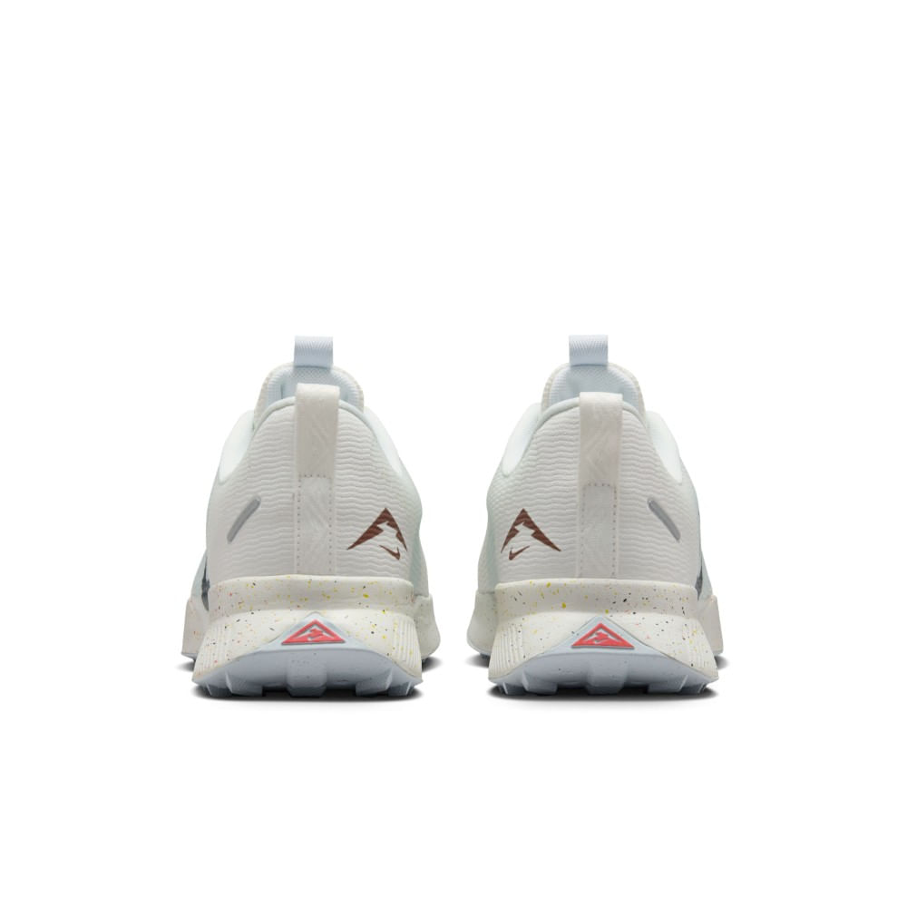 Nike W Nike Juniper Trail 3 Tenis blanco de mujer para outdoor