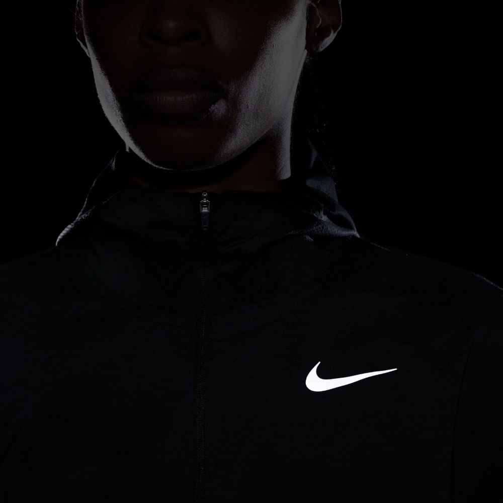 W Nk Imp Lght Jkt Hd Chaqueta de mujer para correr marca Nike