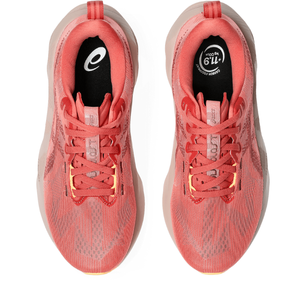 Asics Novablast 5 Tenis naranja de mujer para correr