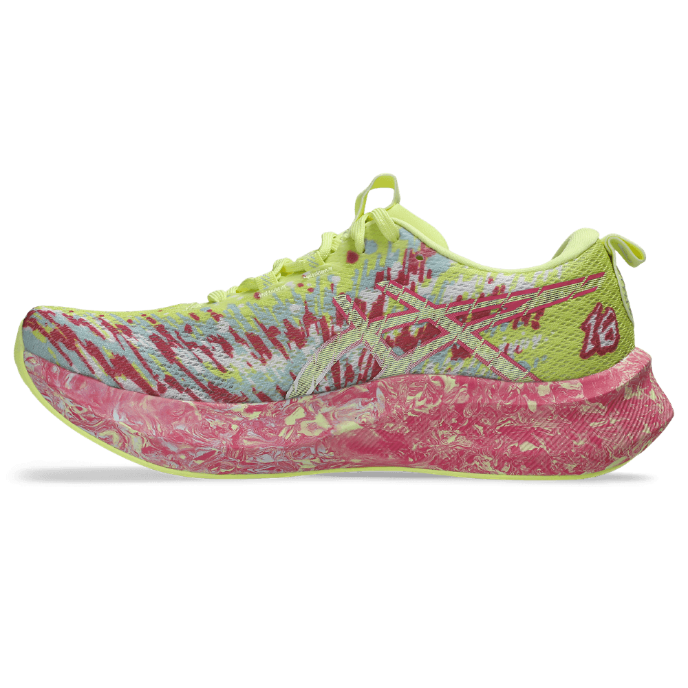 Asics Noosa Tri 16 Tenis amarillo de mujer para correr