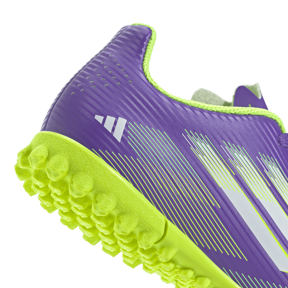 Adidas Guayos F50 Club De Ninos Para Pasto Sint morado de niño para futbol
