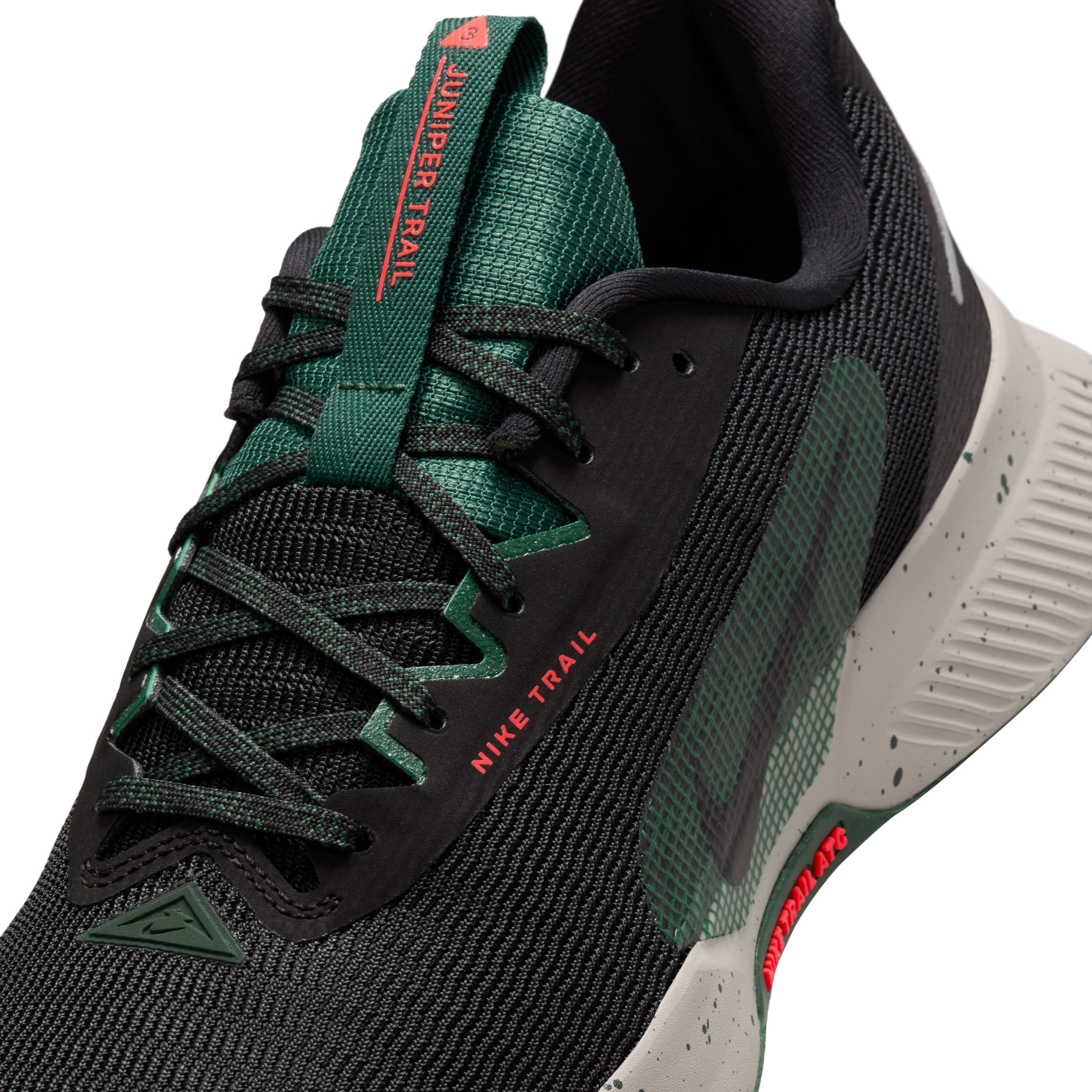 Nike Juniper Trail 3 Tenis negro de hombre para correr