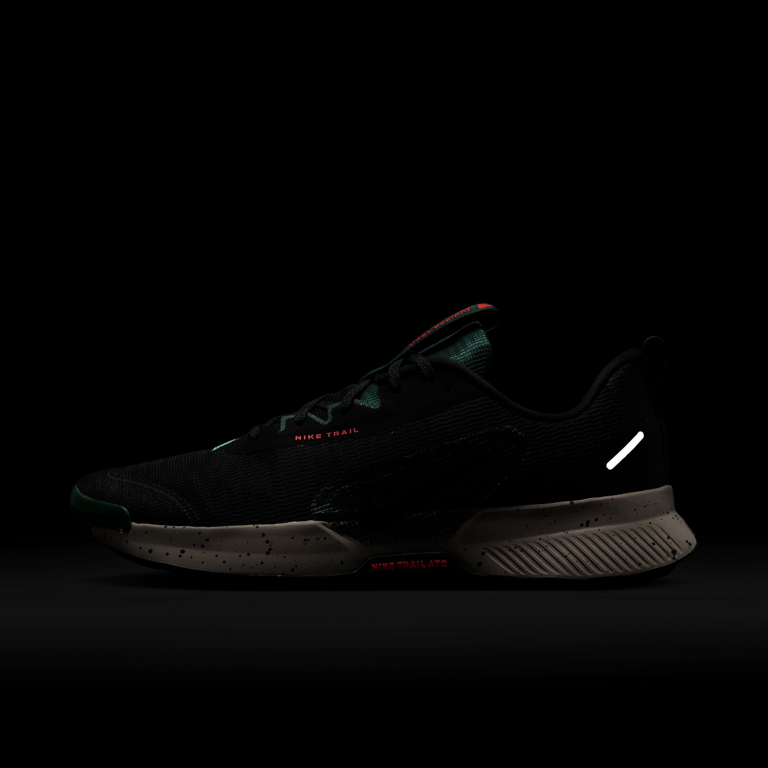 Nike Juniper Trail 3 Tenis negro de hombre para correr