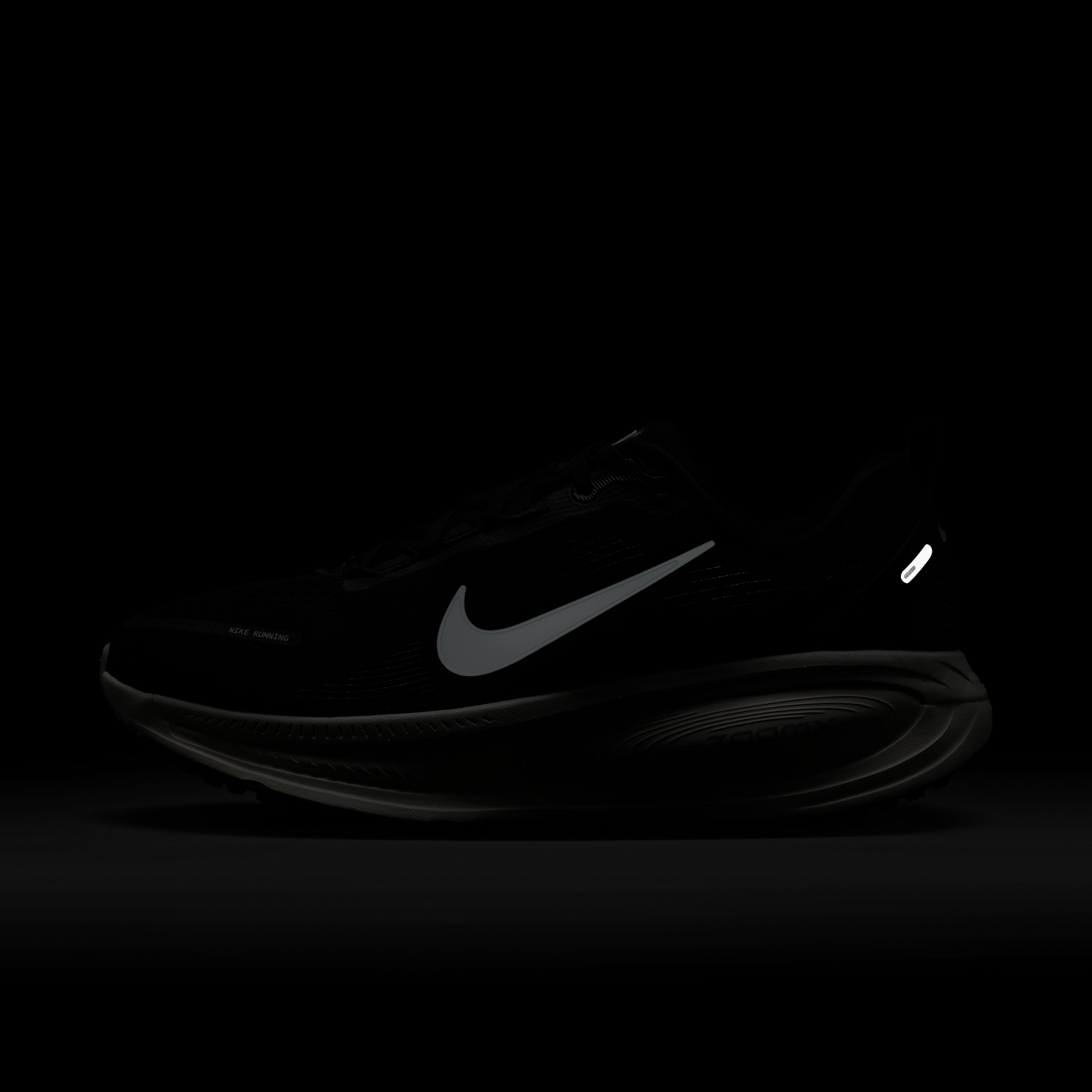 Nike W Nike Vomero 18 Tenis negro de mujer para correr