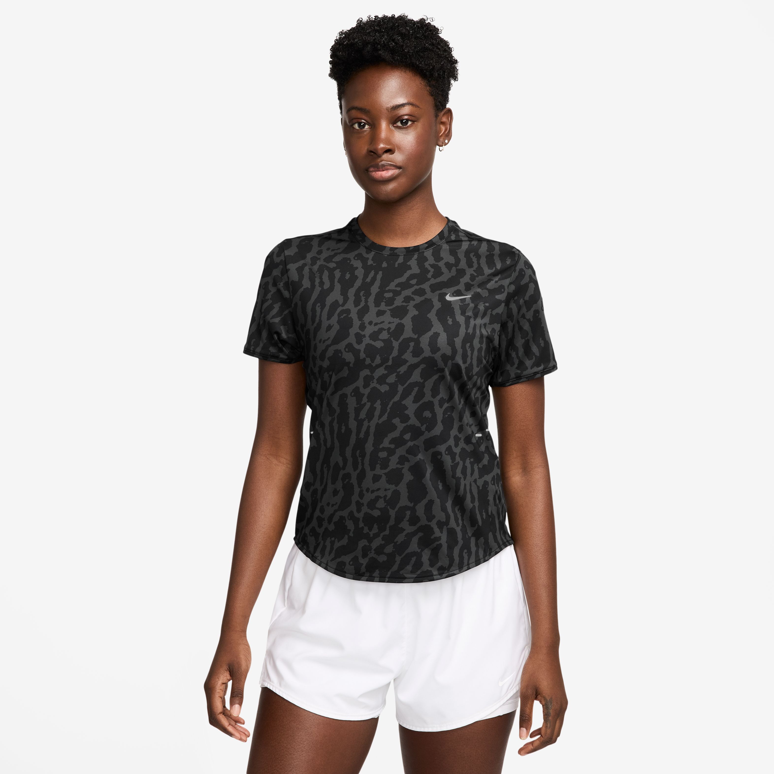 Nike W Nk Swift Nvlt Df Ss Top Camiseta Manga Corta negro de mujer para correr
