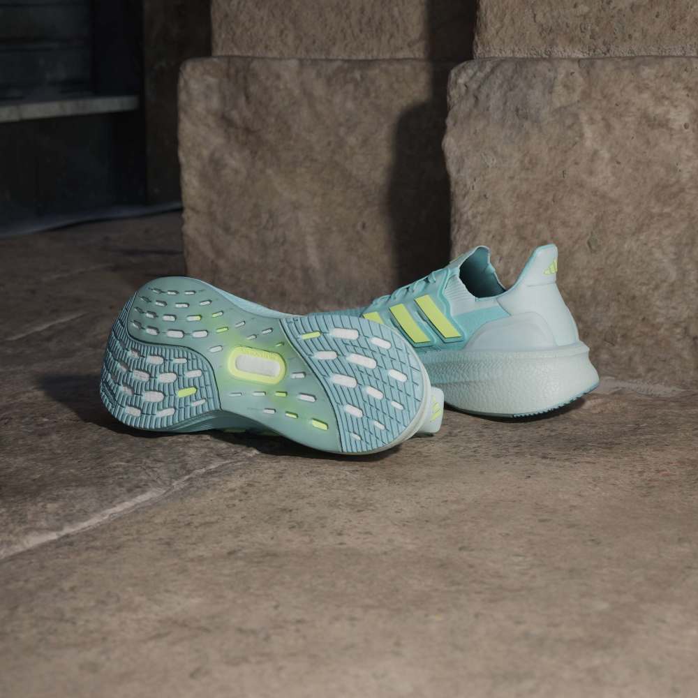 Adidas Tenis Ultraboost 5 azul de mujer para correr