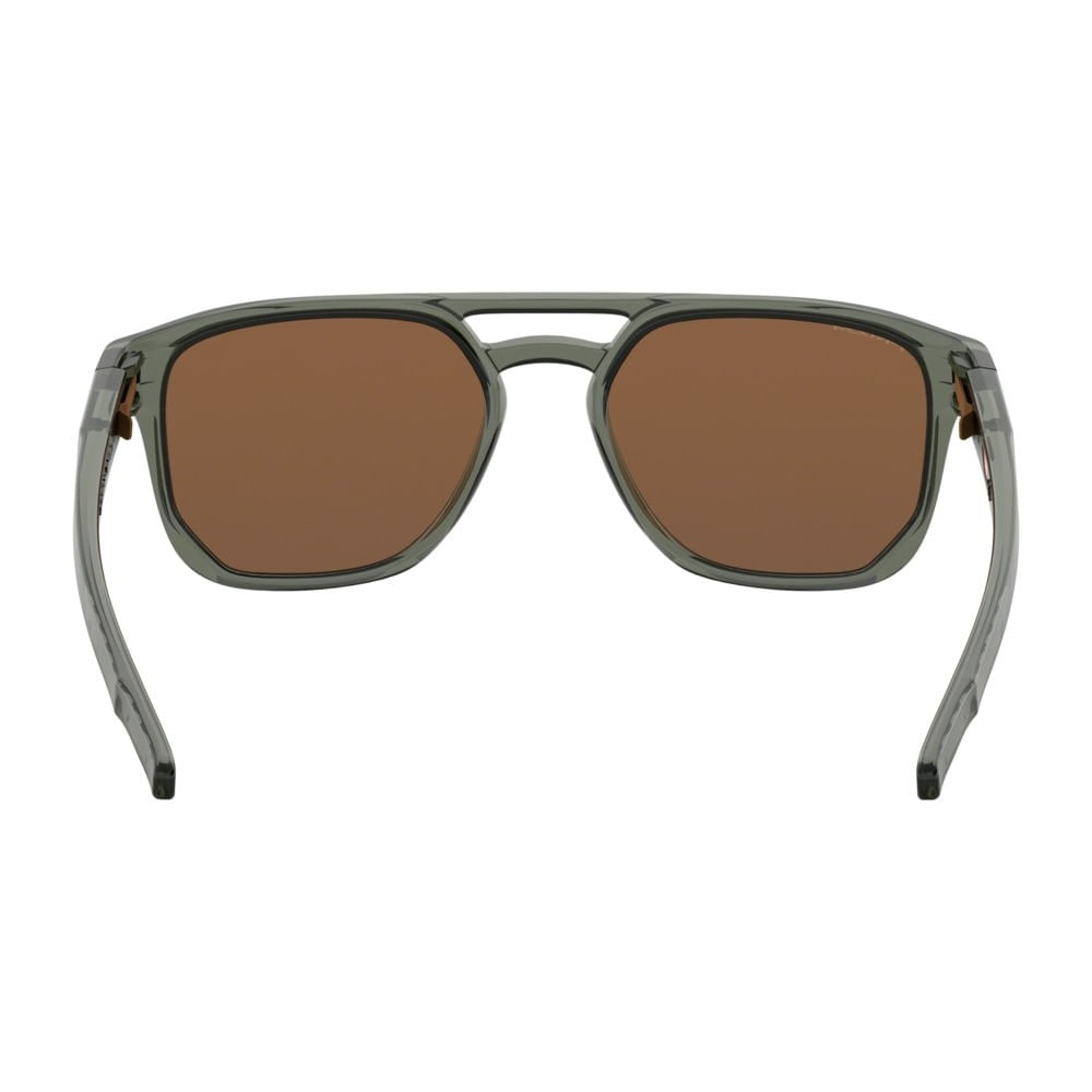 Oakley Latch Gafas verde de hombre lifestyle
