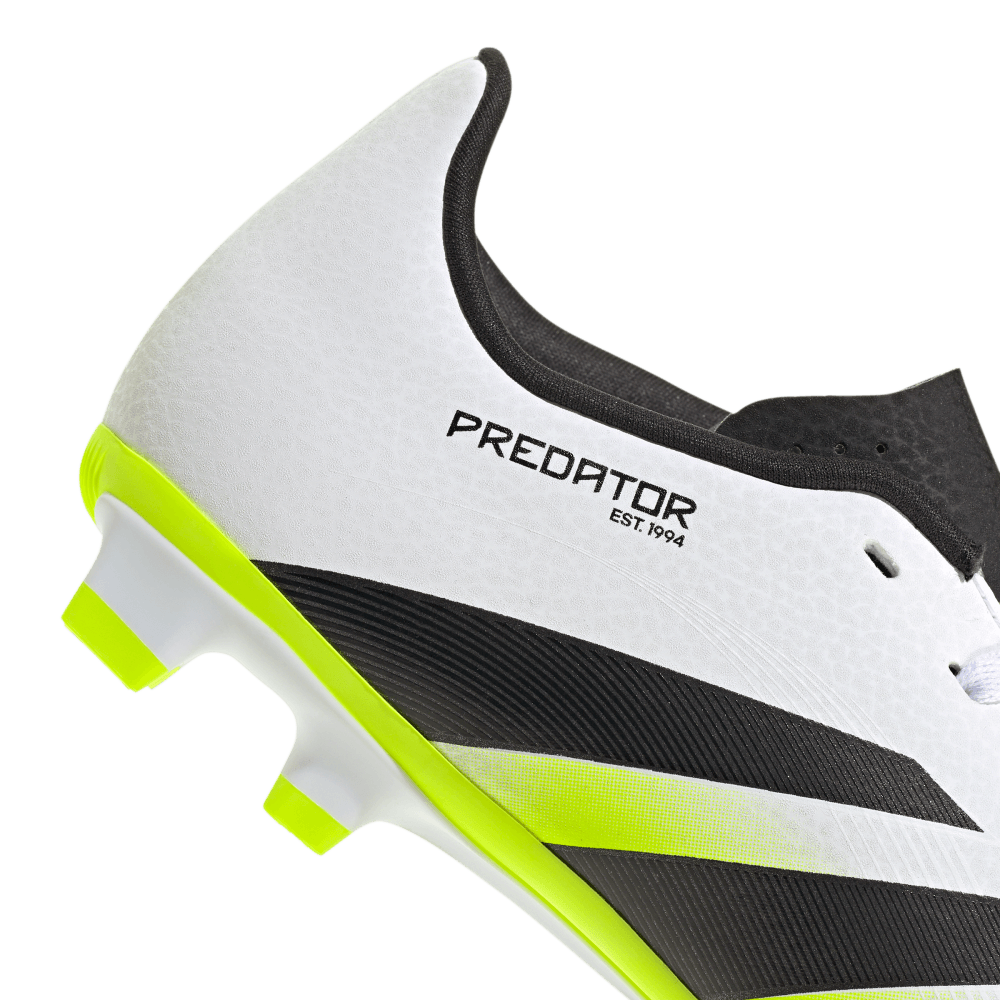 Adidas Guayos Predator Club De Ninos Para Terre blanco de niño para futbol