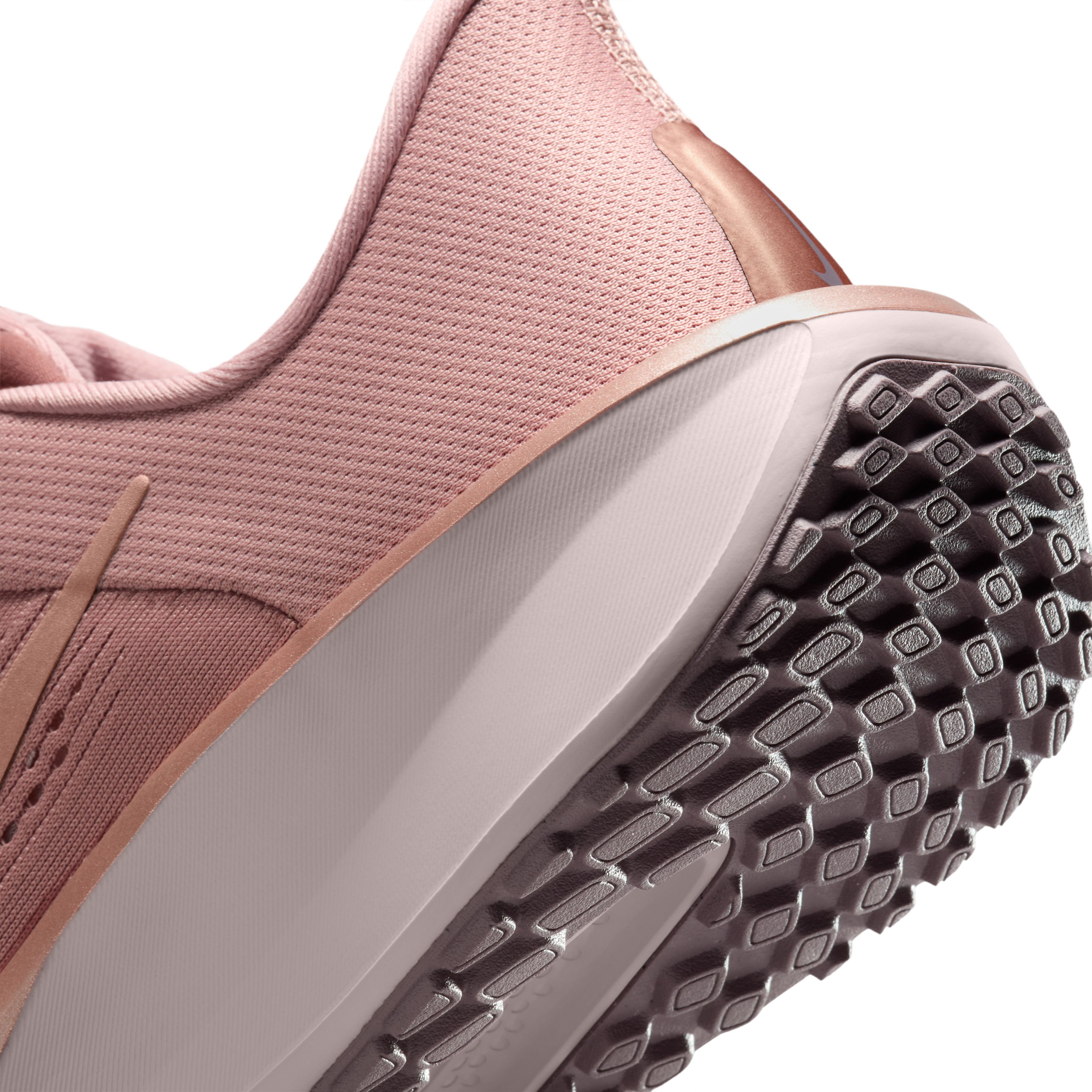 Nike Wmns Nike Quest 6 Na15 Tenis rosado de mujer para correr