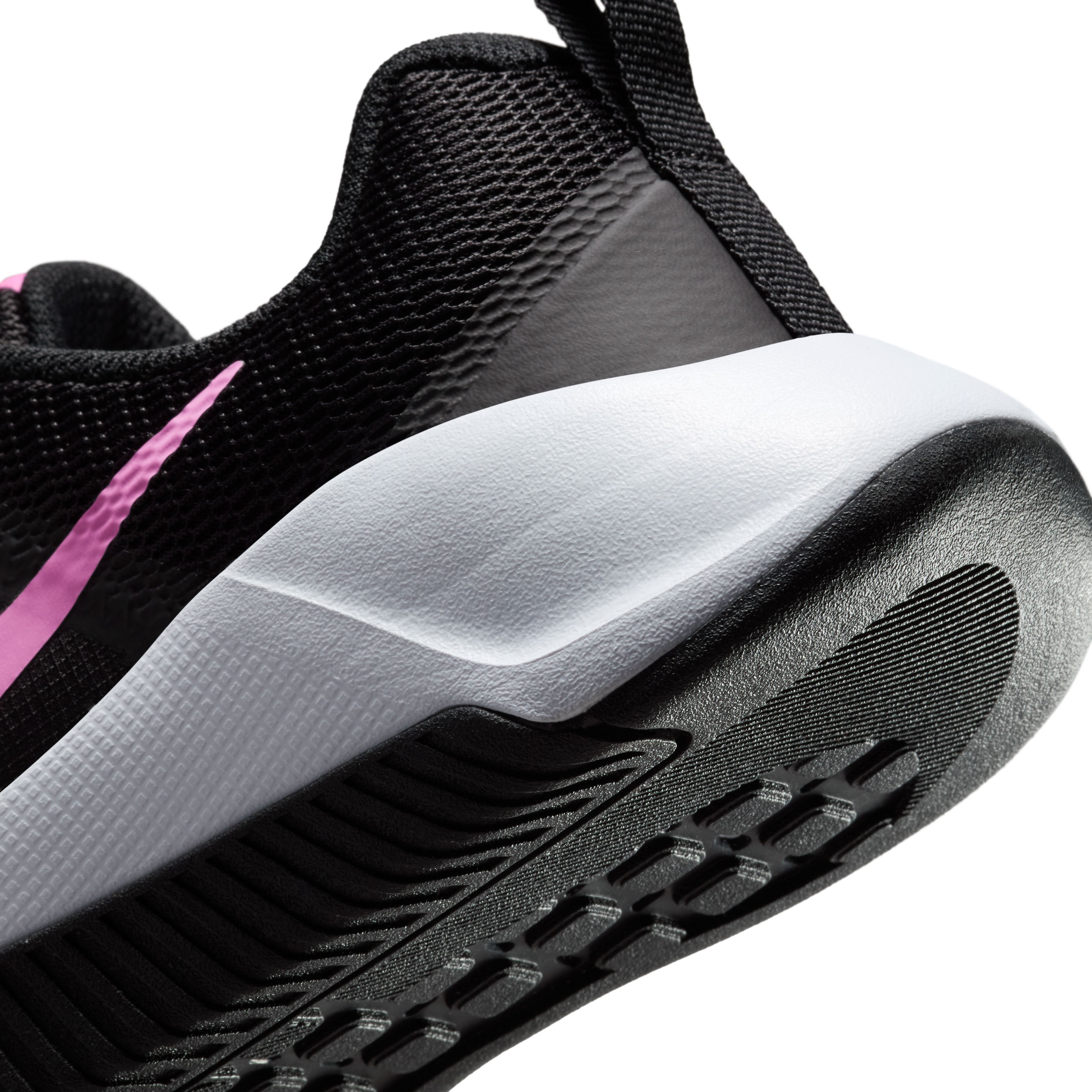 Nike W Nike Mc Trainer 3 Tenis negro de mujer para entrenamiento