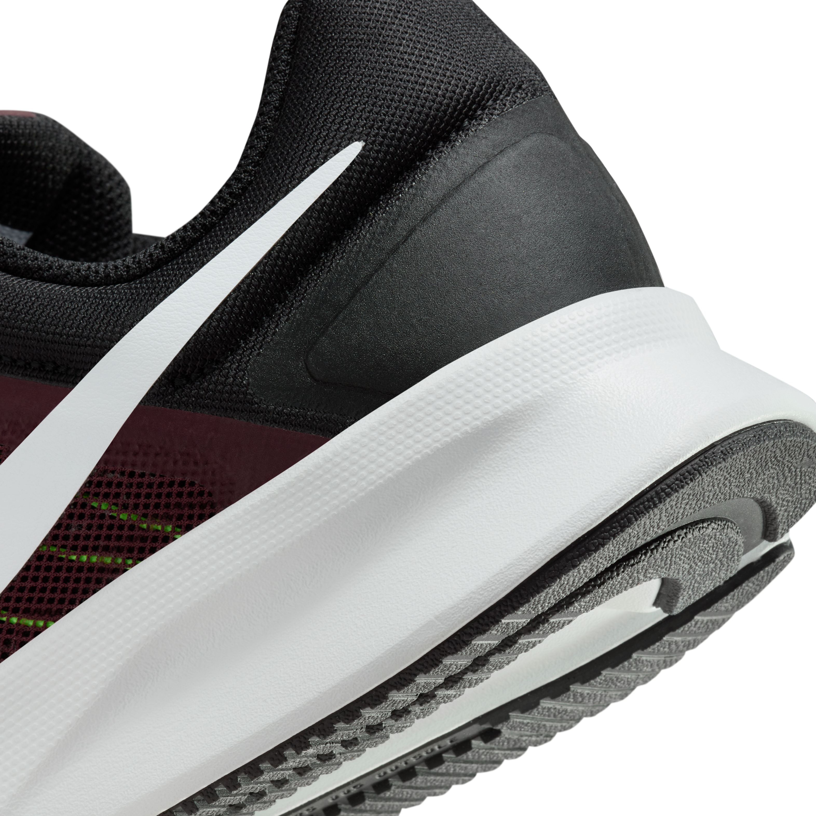Nike Run Swift 3 Tenis negro de hombre para correr