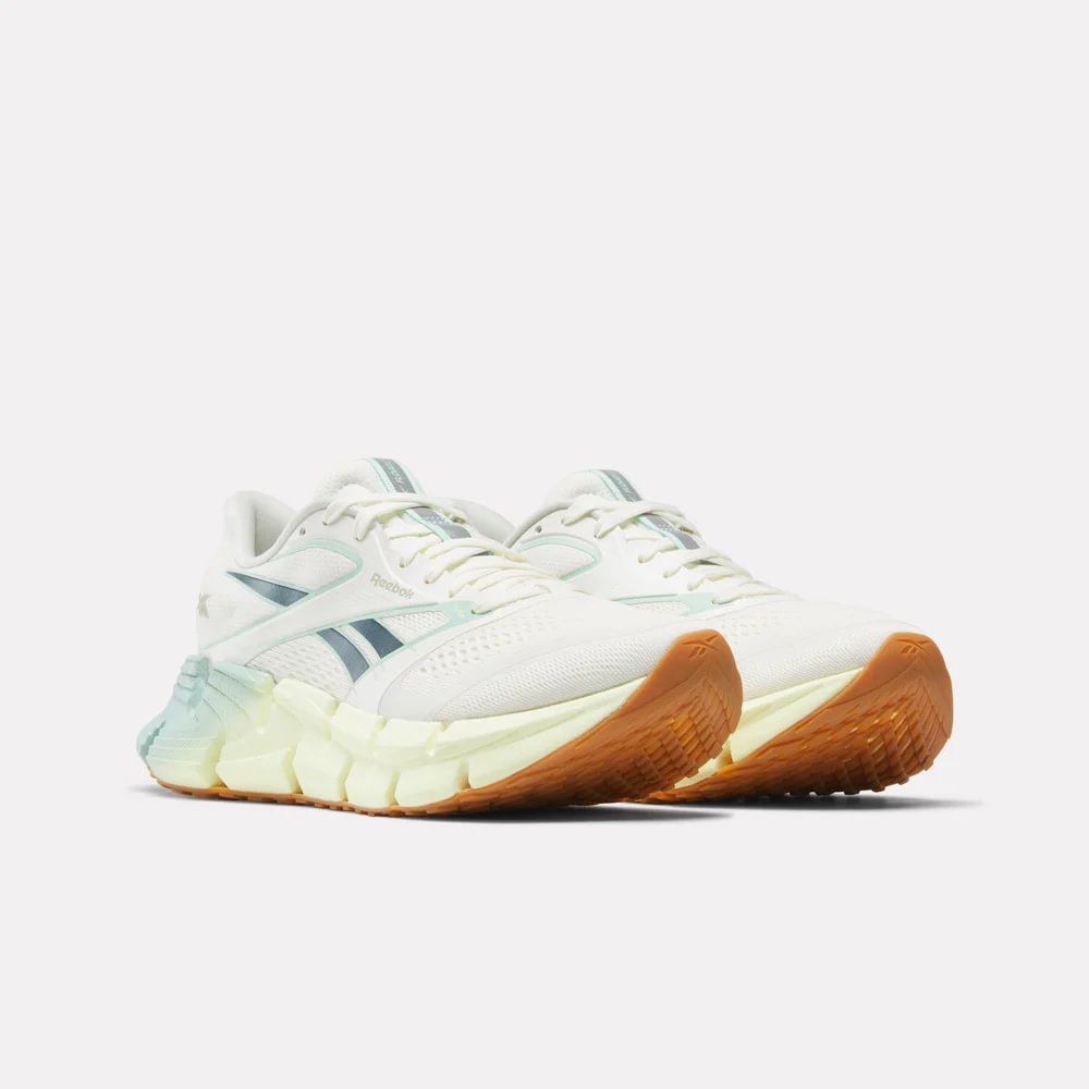 Reebok Floatzig 2 Tenis beige de mujer para correr