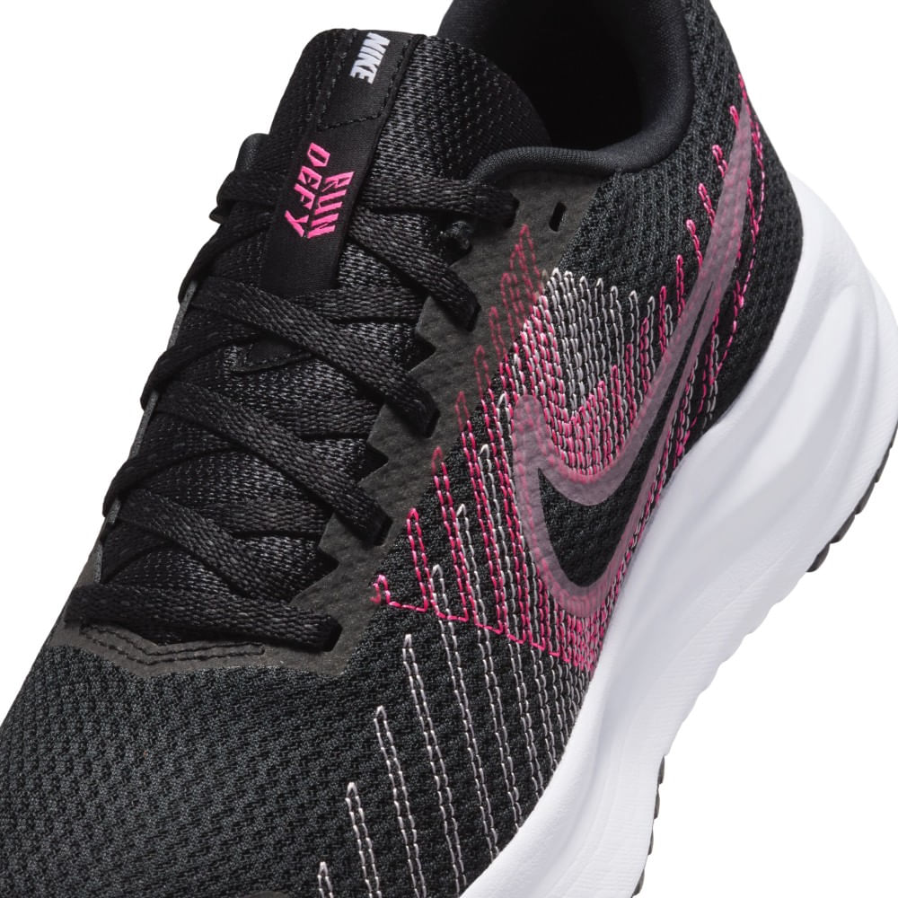 Nike W Nike Run Defy Tenis negro de mujer para correr