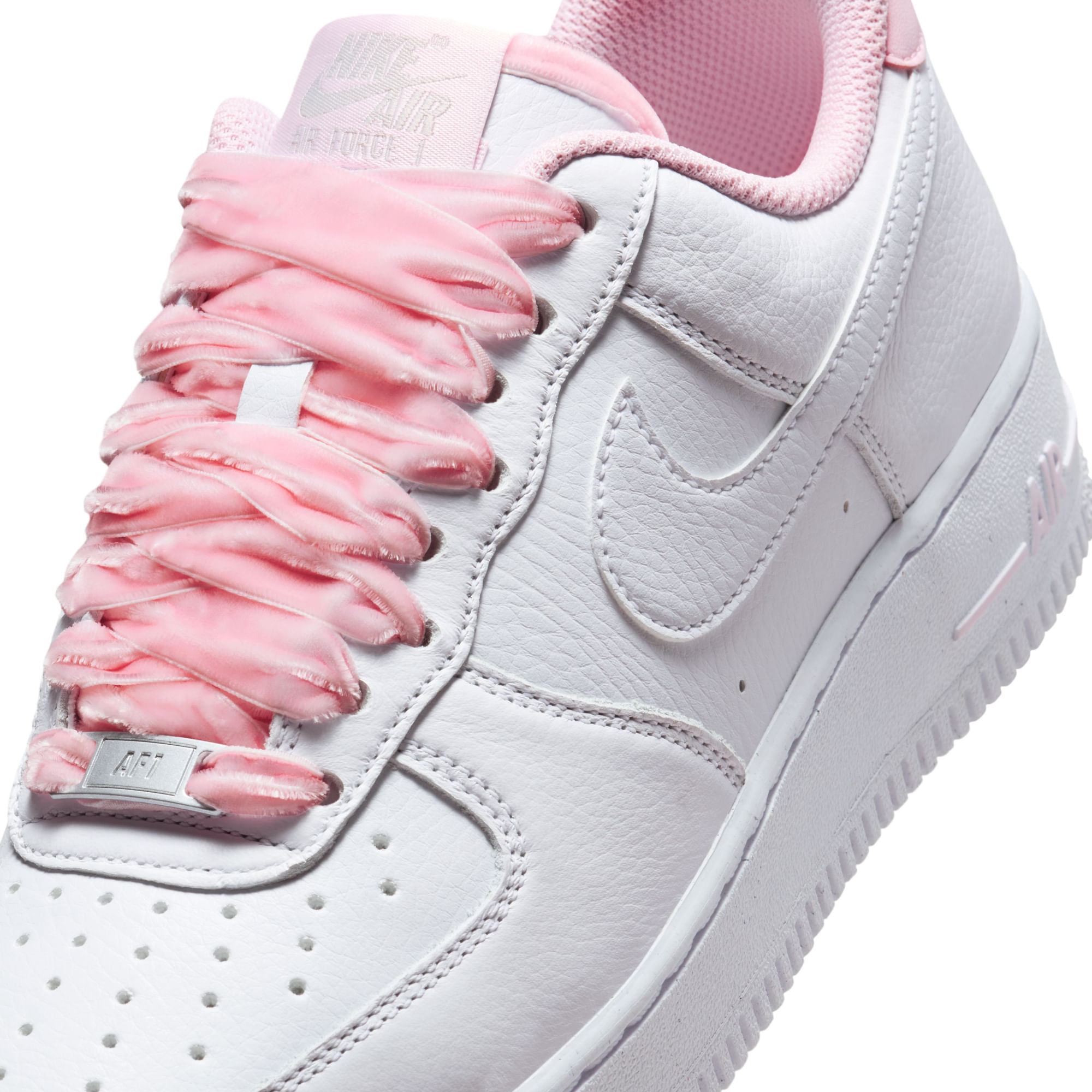 Nike W Air Force 1 07 Lace Tenis rosado de mujer lifestyle