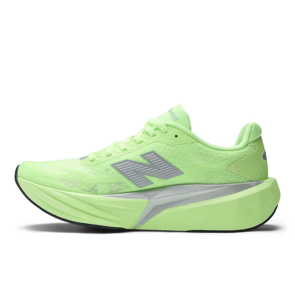 New Balance Rebel V5 Tenis verde de mujer para correr