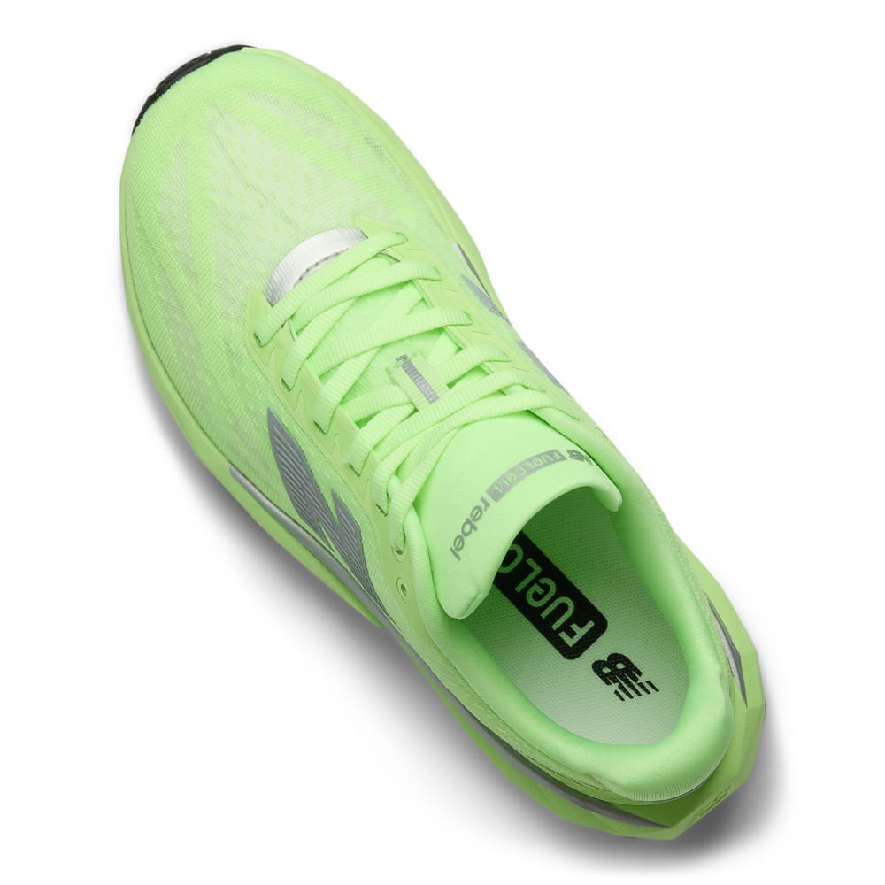 New Balance Rebel V5 Tenis verde de mujer para correr