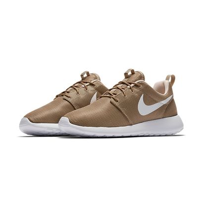 nike roshe one beige