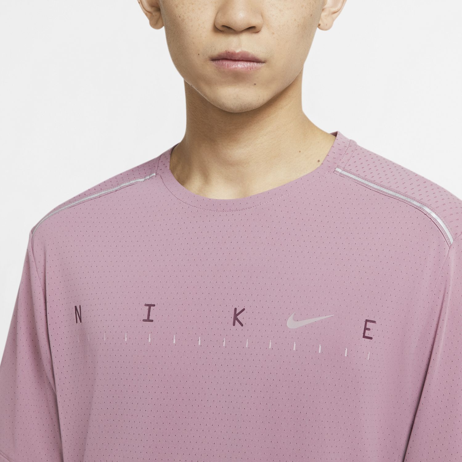 Nike M Nk Dry Miler Ss Tech Po Ff Camiseta Manga Corta morado de hombre para correr