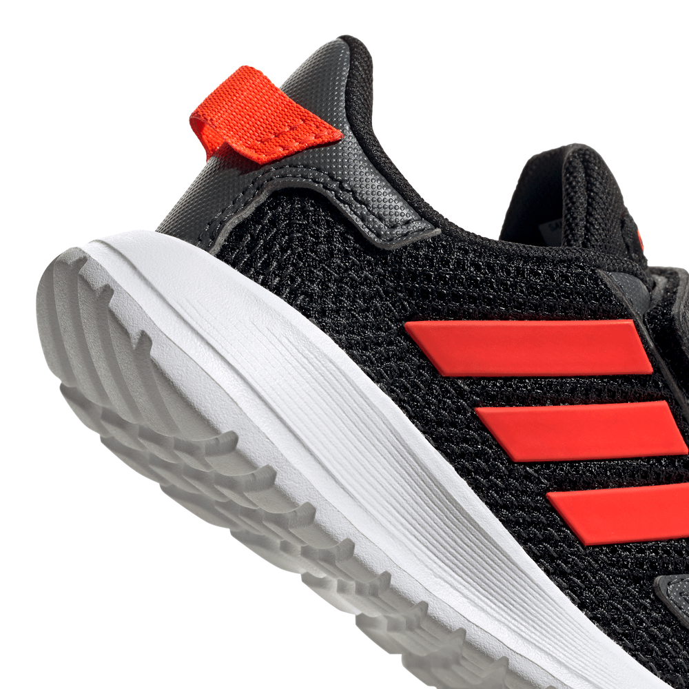 Adidas Tensaur Run I Tenis negro de niño para correr