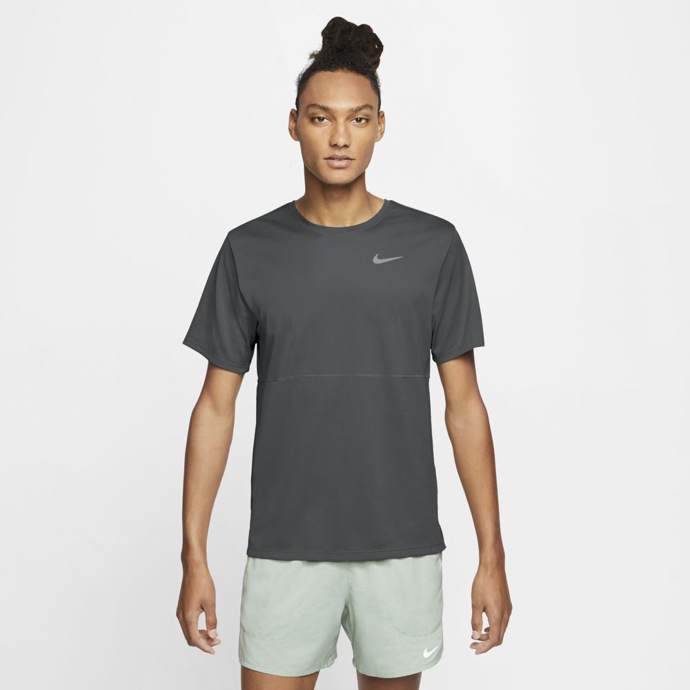 Nike M Nk Breathe Run Top Ss Camiseta Manga Corta gris de hombre para correr