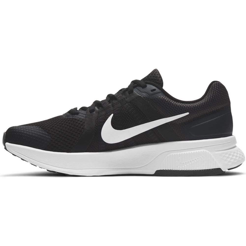 Nike W Nike Run Swift 2 Tenis negro de mujer para correr