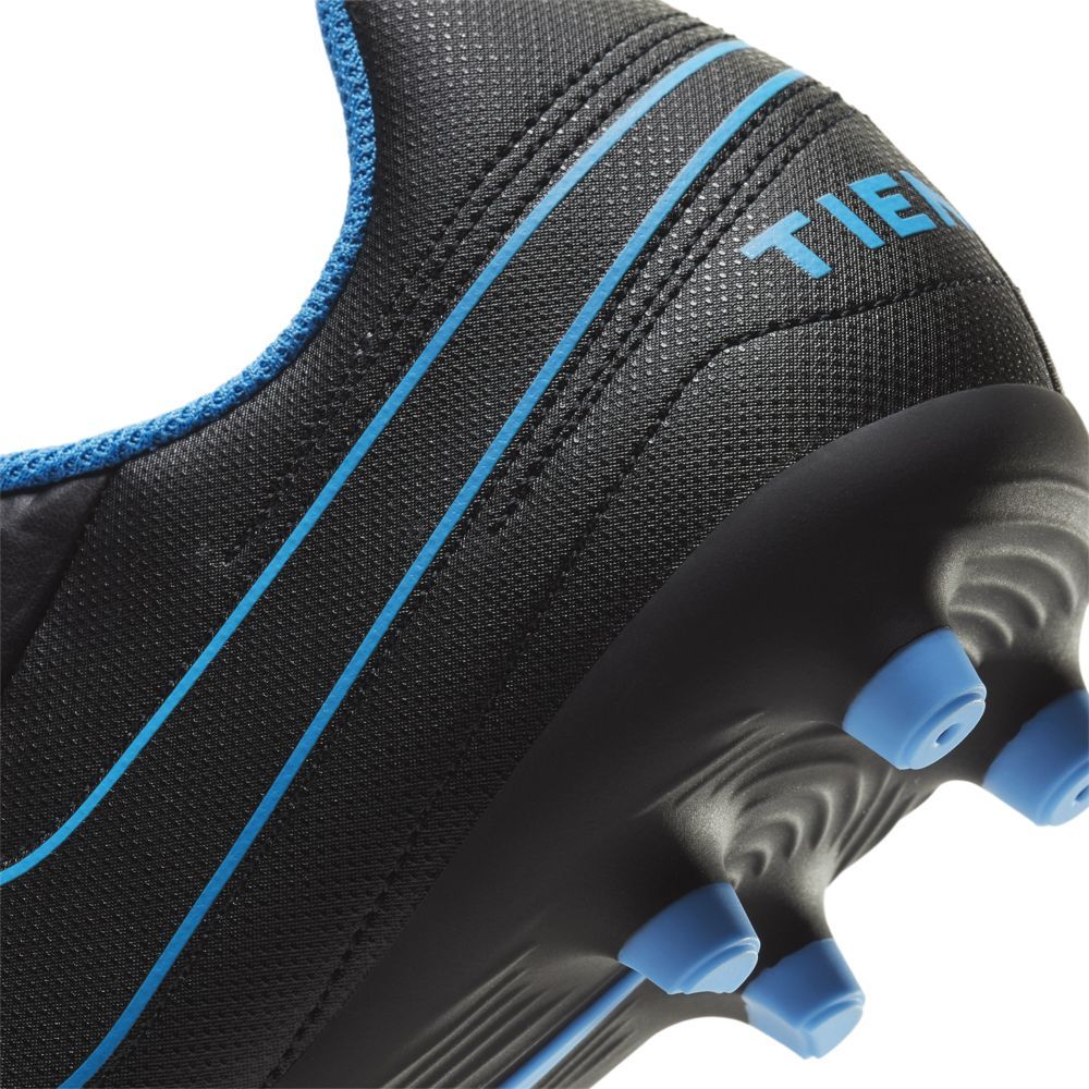 Nike Legend 8 Club Fg/Mg Guayos negro de hombre para futbol