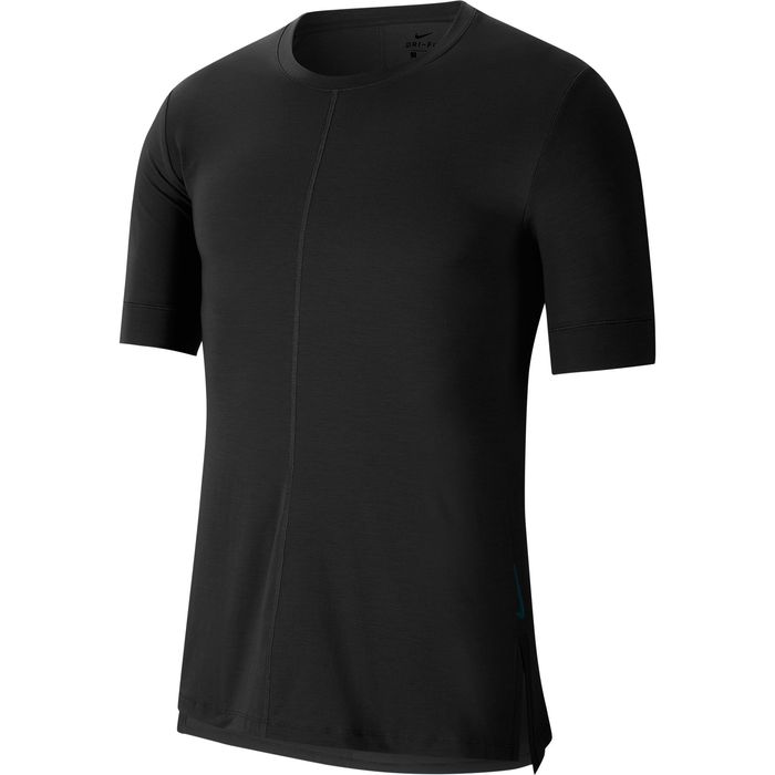 Camiseta-Manga-Corta-nike-para-hombre-M-Nk-Dry-Top-Ss-Yoga-para-entrenamiento-color-negro.-Frente-Sin-Modelo