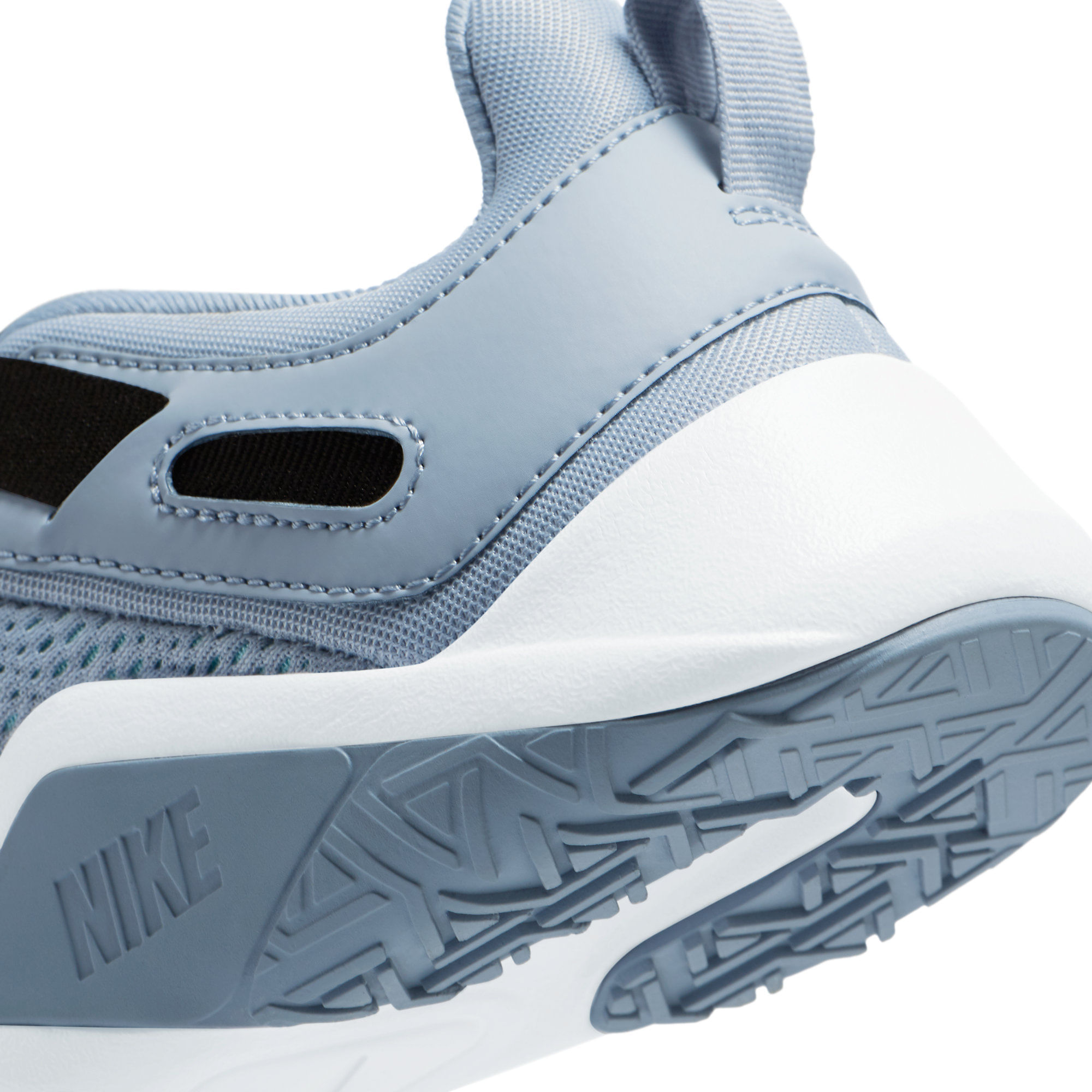 Nike Wmns Nike Legend Essential Tenis gris de mujer para entrenamiento