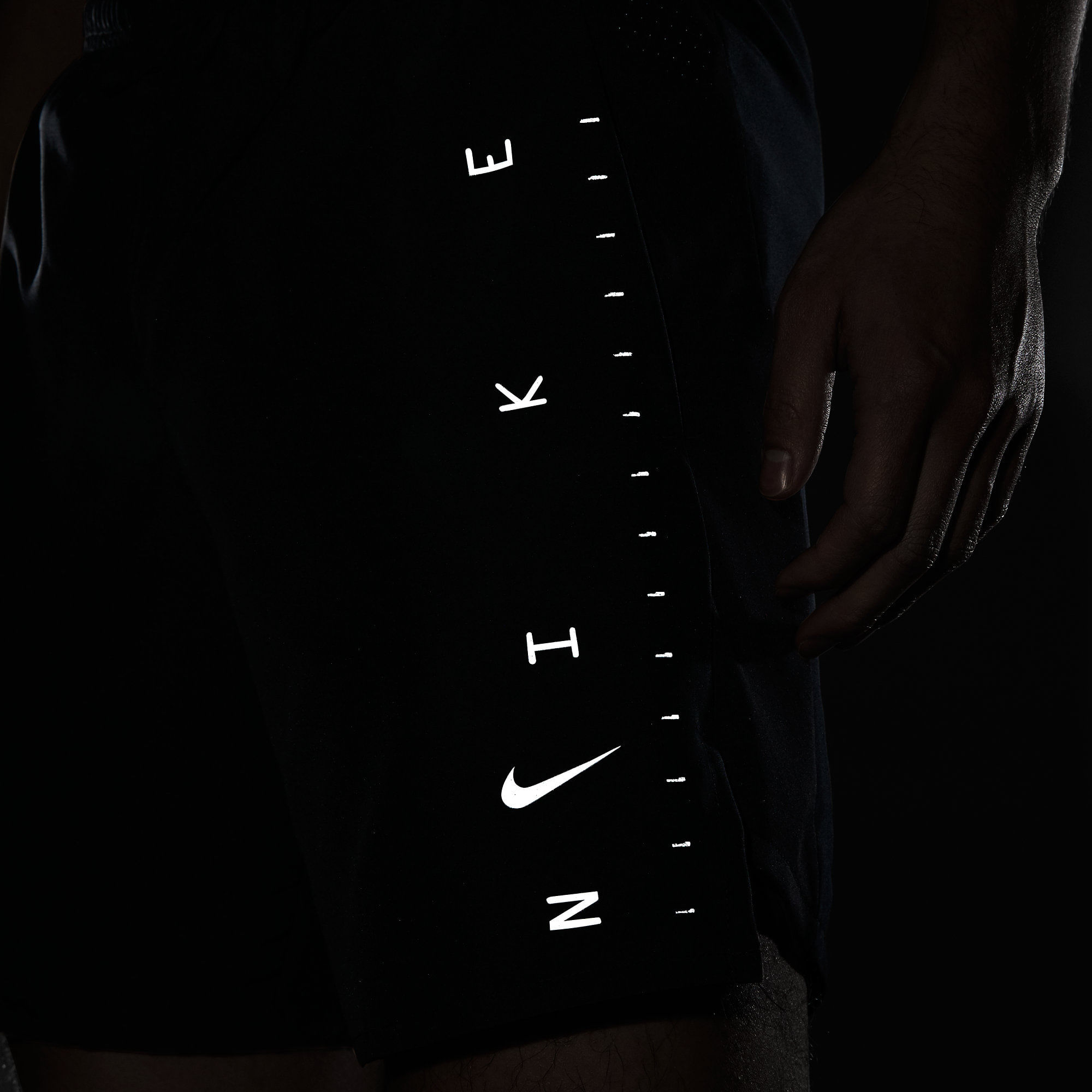 Nike Nk Chllgr 7In Bf Po Gx Pantaloneta negro de hombre para correr