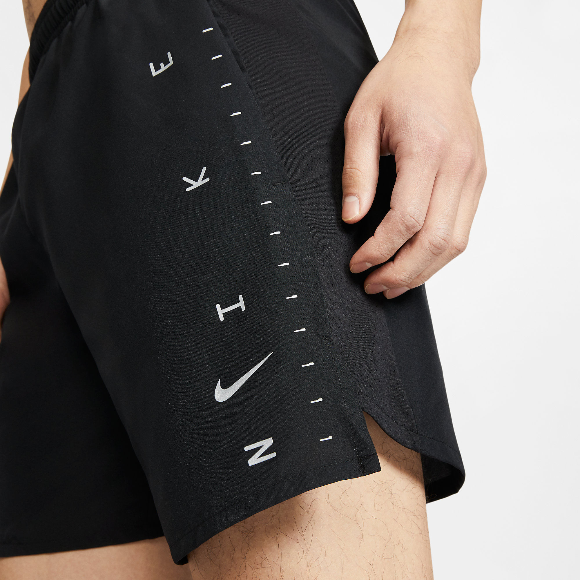 Nike Nk Chllgr 7In Bf Po Gx Pantaloneta negro de hombre para correr