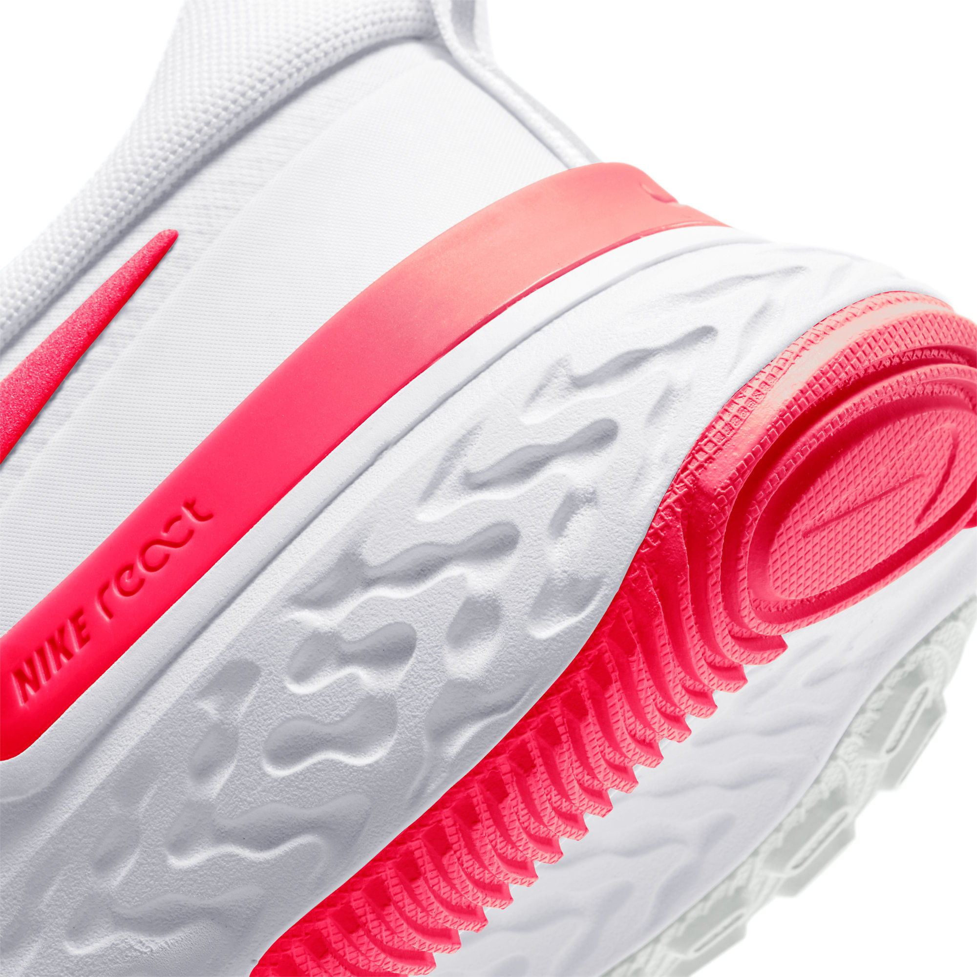 Nike Wmns Nike React Miler Tenis blanco de mujer para correr