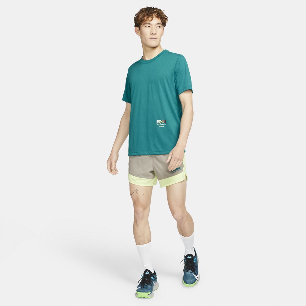 Nike U Nk Df Tee Db Trail Ssnl Camiseta Manga Corta verde de hombre para correr