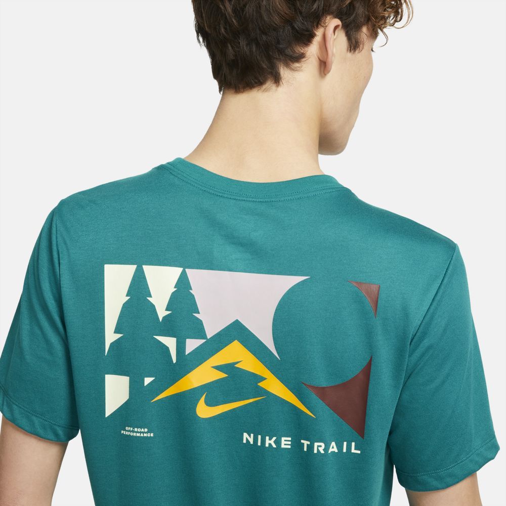 Nike U Nk Df Tee Db Trail Ssnl Camiseta Manga Corta verde de hombre para correr