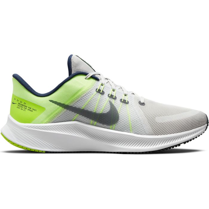 Tenis-nike-para-hombre-Nike-Quest-4-para-correr-color-negro.-Lateral-Externa-Derecha