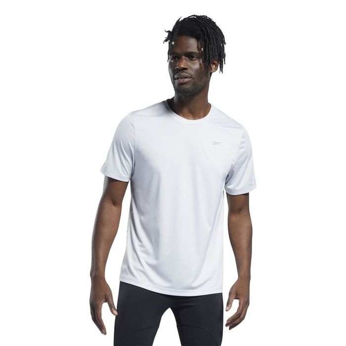Camiseta-Manga-Corta-reebok-para-hombre-Re-Basic-Ss-Tee-para-correr-color-gris.-Frente-Sin-Modelo