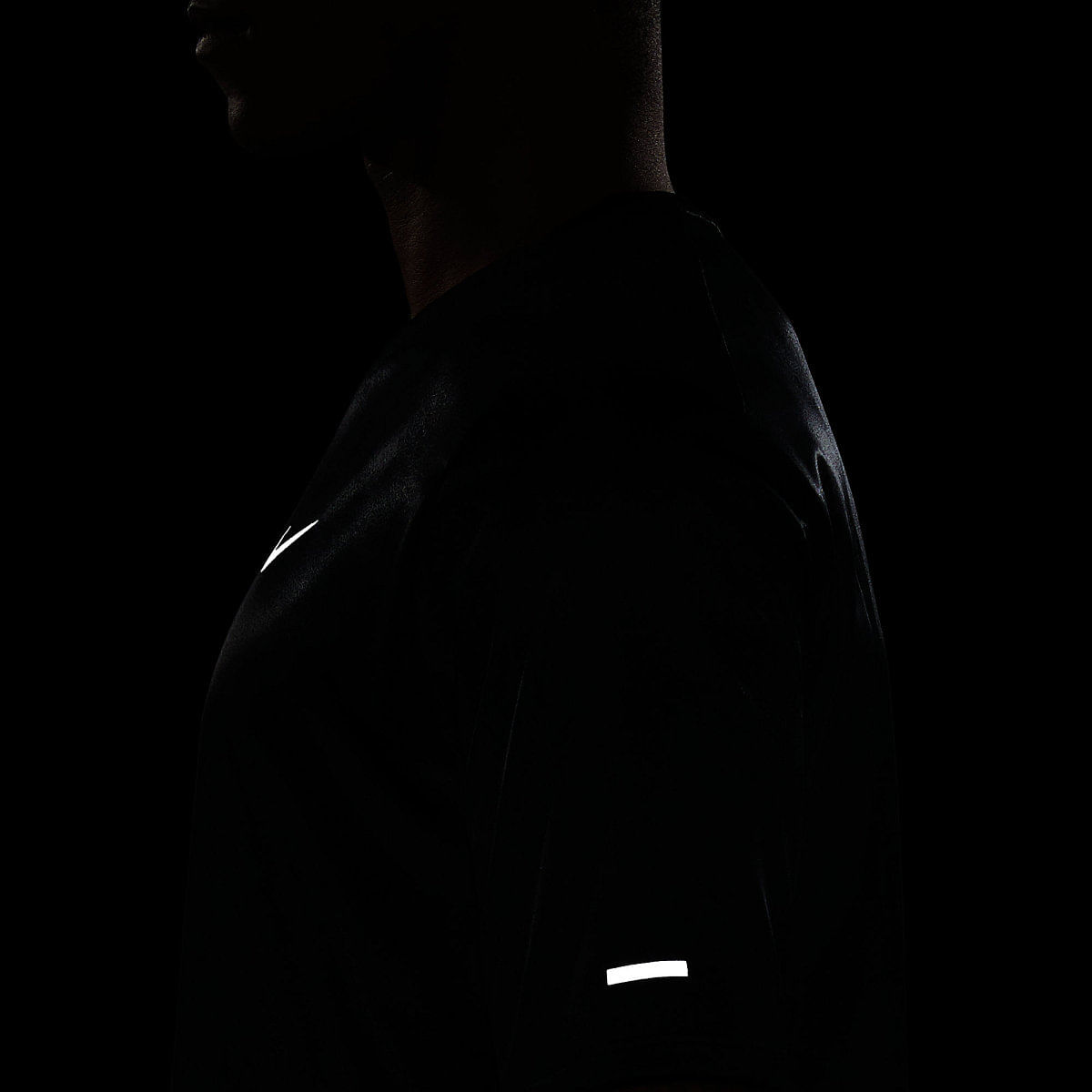 Nike M Nk Df Wild Run Miler Pr Ss Camiseta Manga Corta negro de hombre para correr