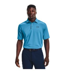 Polo-under-armour-para-hombre-Tech-Polo-para-golf-color-azul.-Frente-Sobre-Modelo